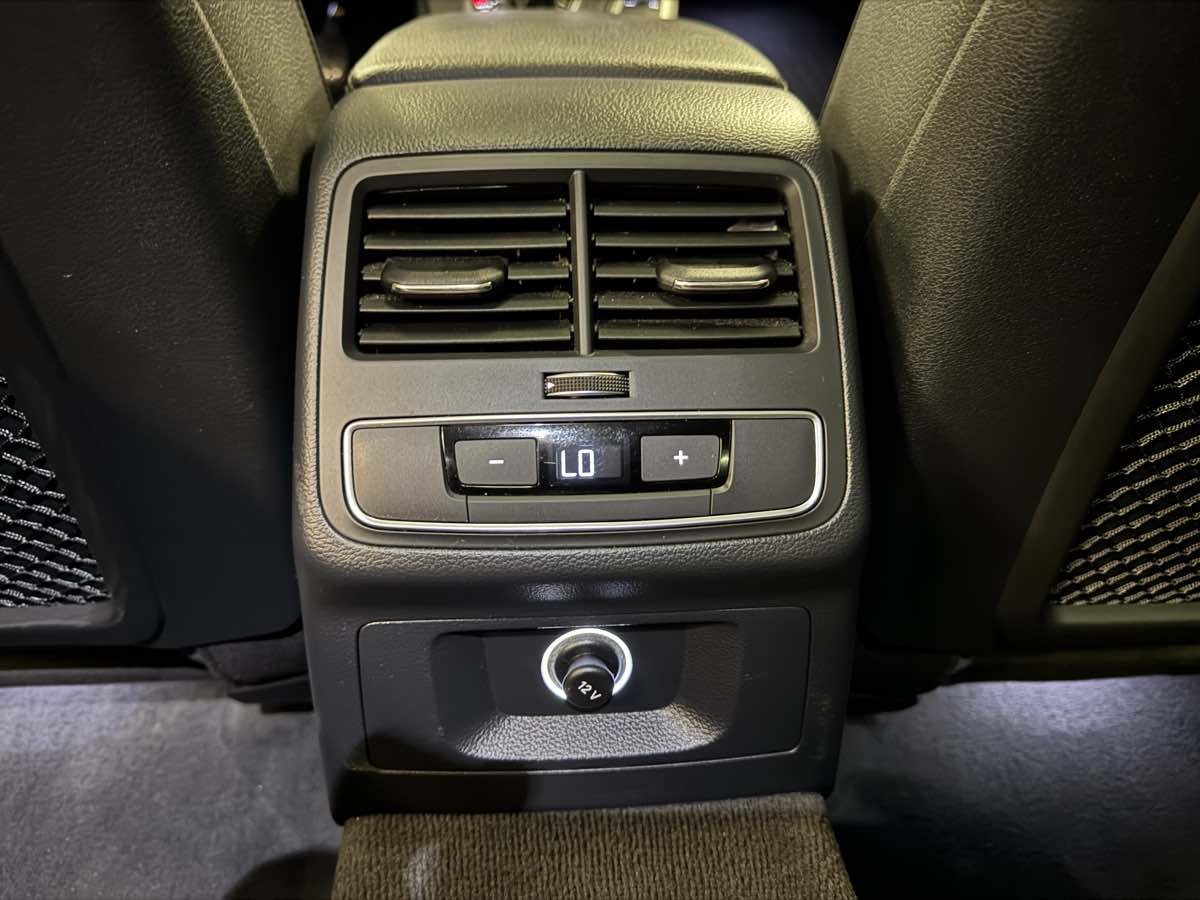 2018 Audi A4 Premium photo 50