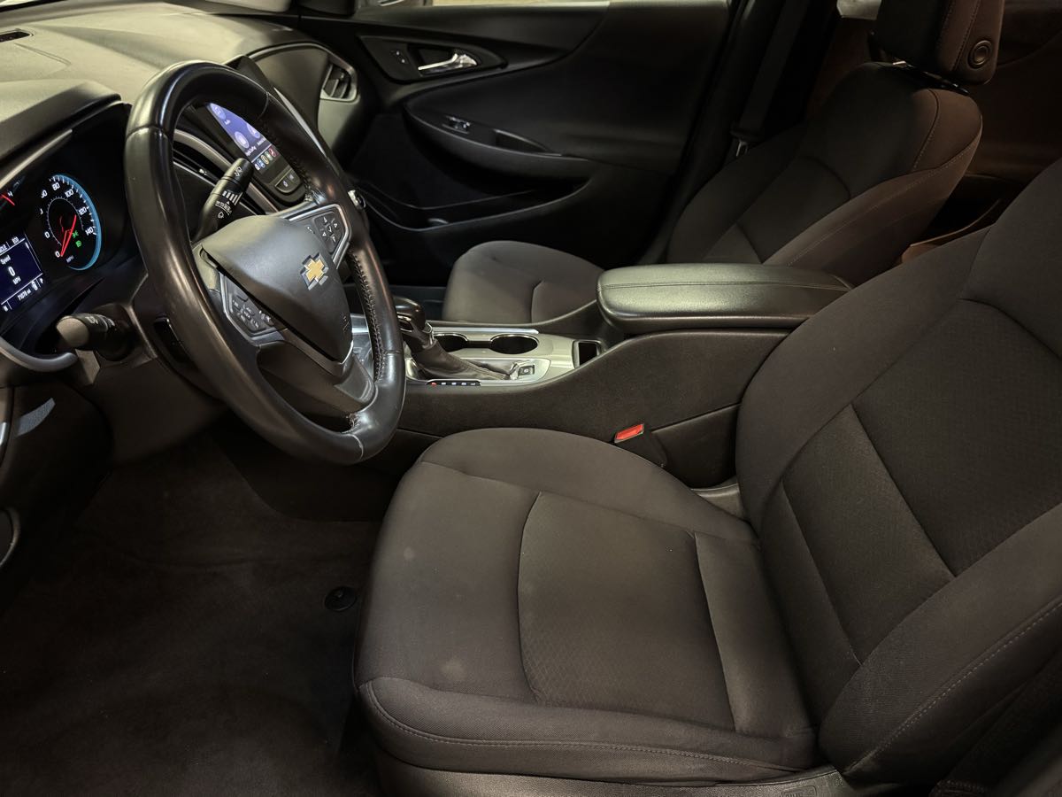 2022 Chevrolet Malibu Sport photo 19