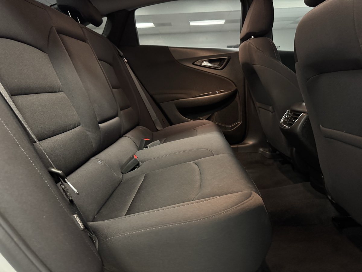 2022 Chevrolet Malibu Sport photo 35