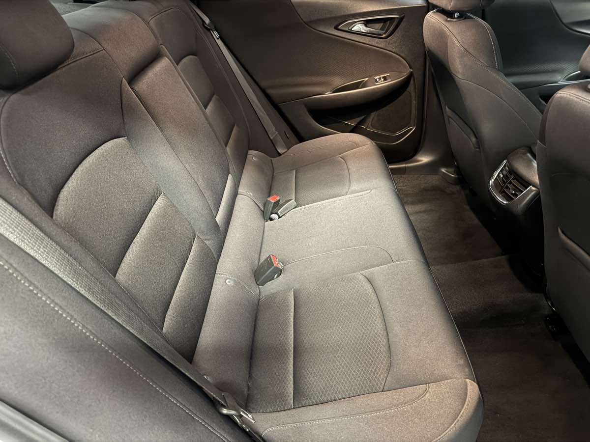 2022 Chevrolet Malibu Sport photo 36