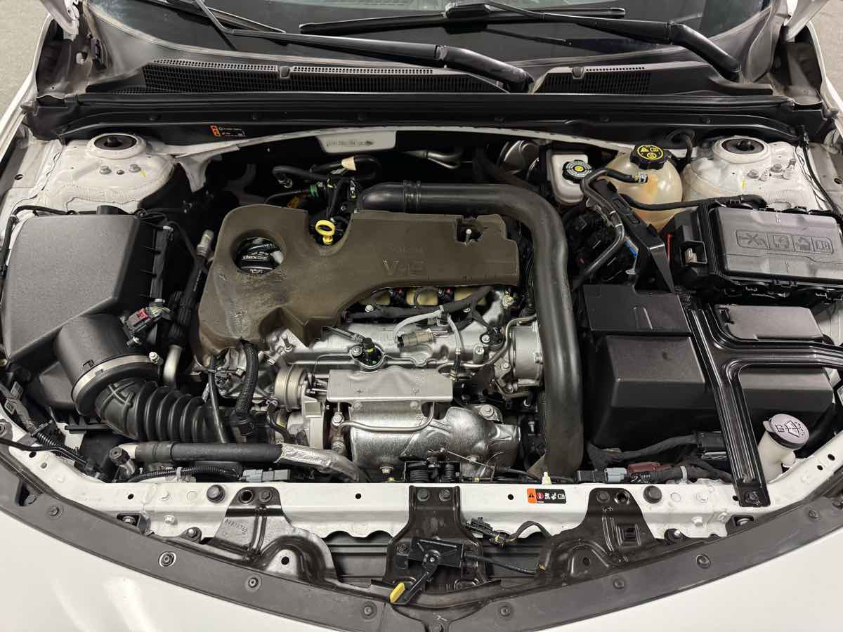 2022 Chevrolet Malibu Sport photo 43