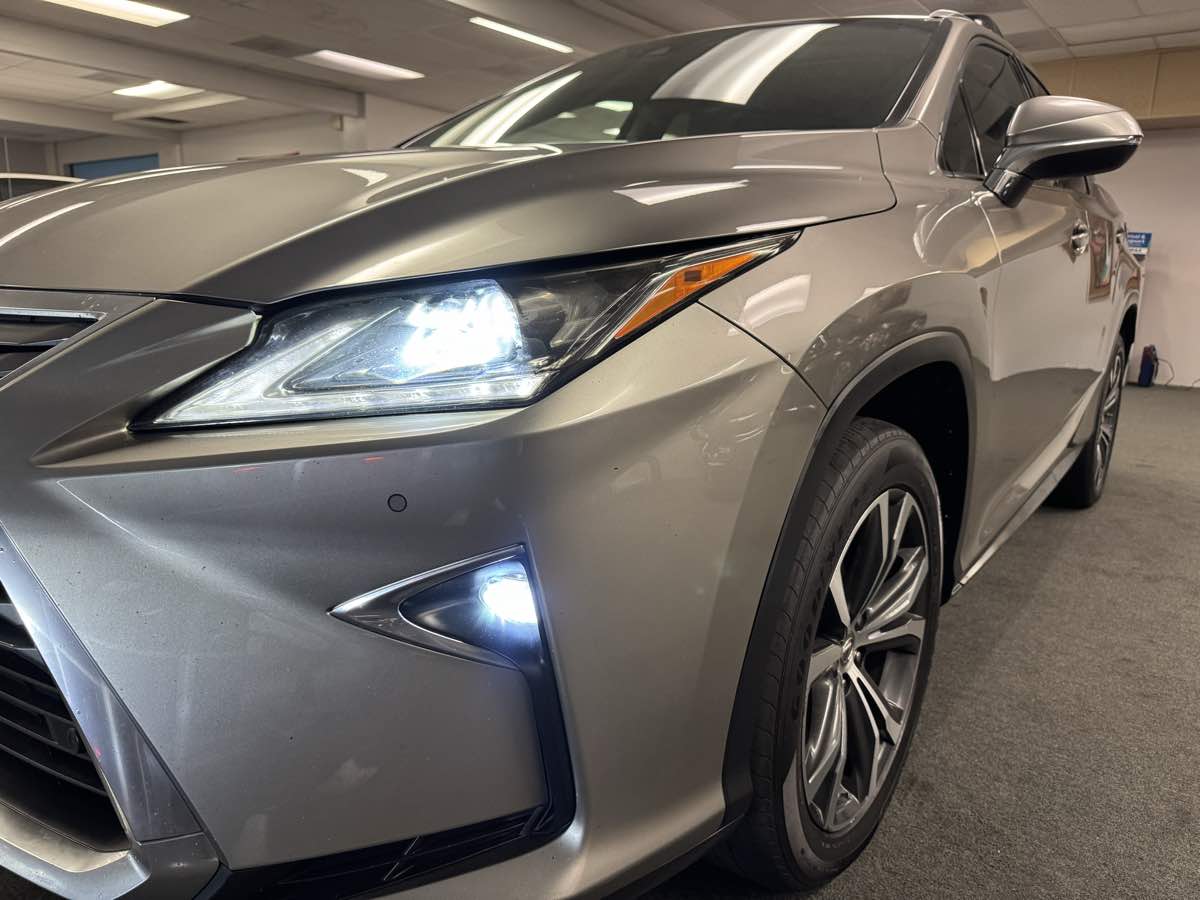 2017 Lexus RX 350 photo 2