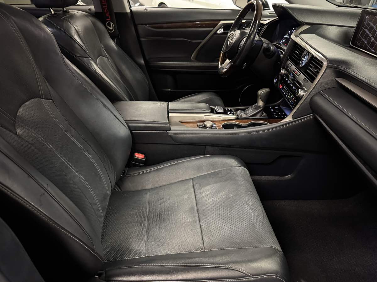 2017 Lexus RX 350 photo 47