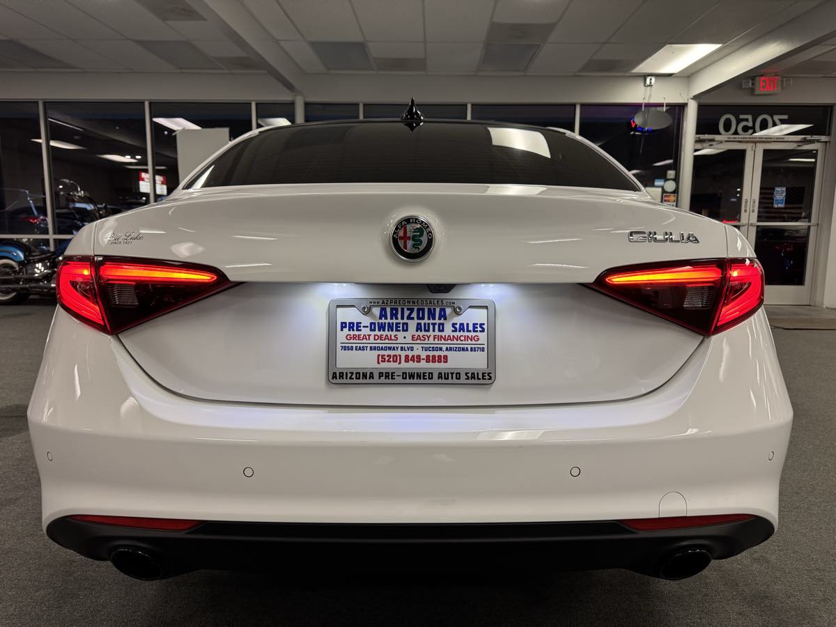 2023 Alfa Romeo Giulia Ti photo 18