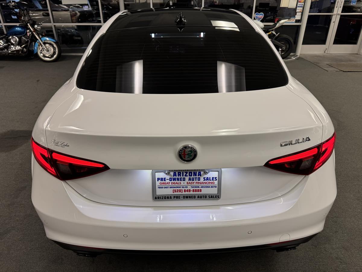 2023 Alfa Romeo Giulia Ti photo 19