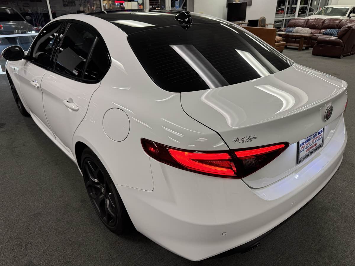 2023 Alfa Romeo Giulia Ti photo 25