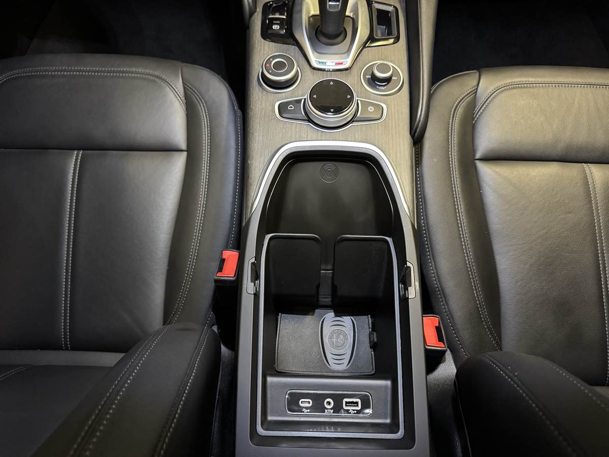 2023 Alfa Romeo Giulia Ti photo 43