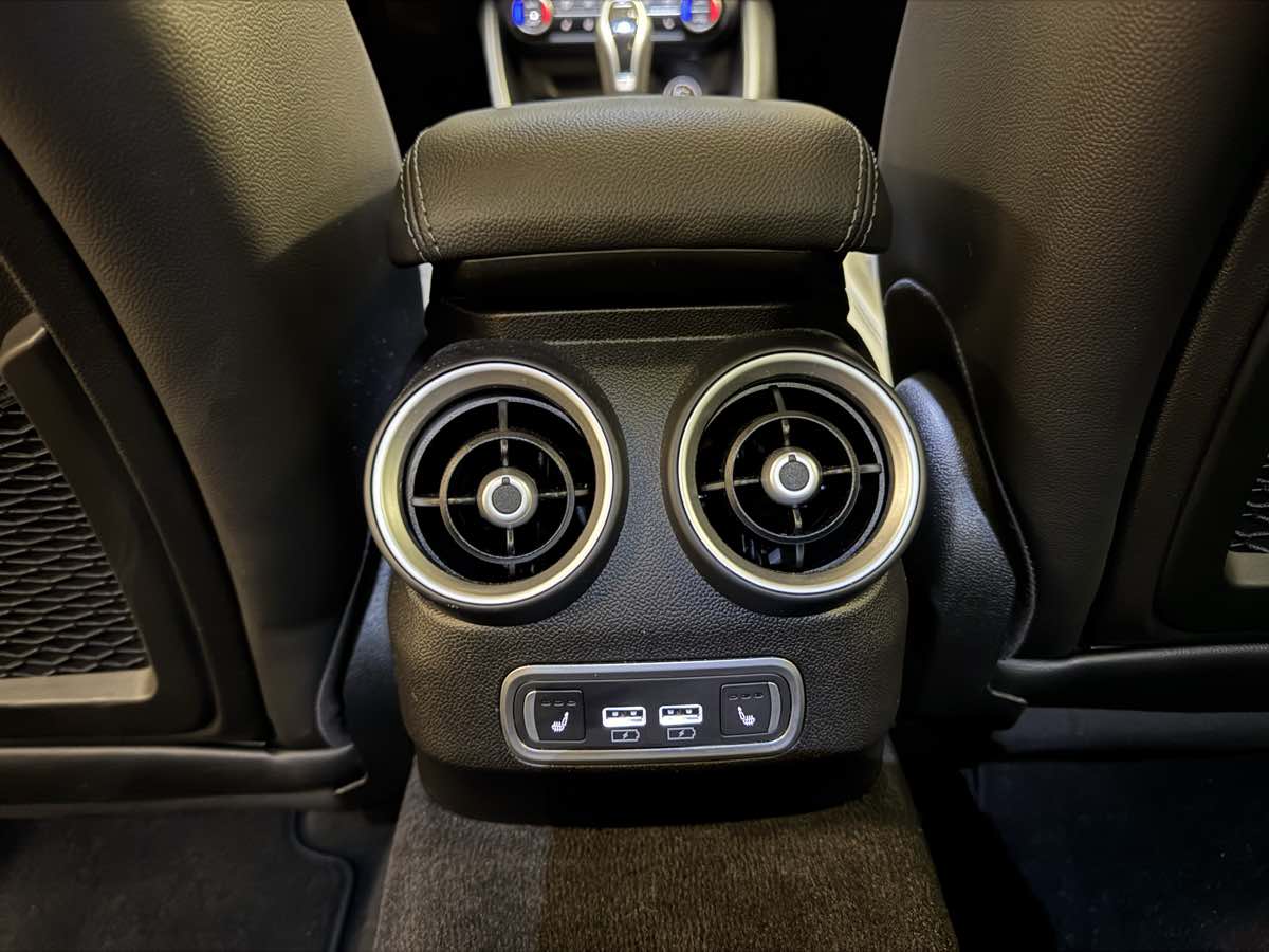 2023 Alfa Romeo Giulia Ti photo 59