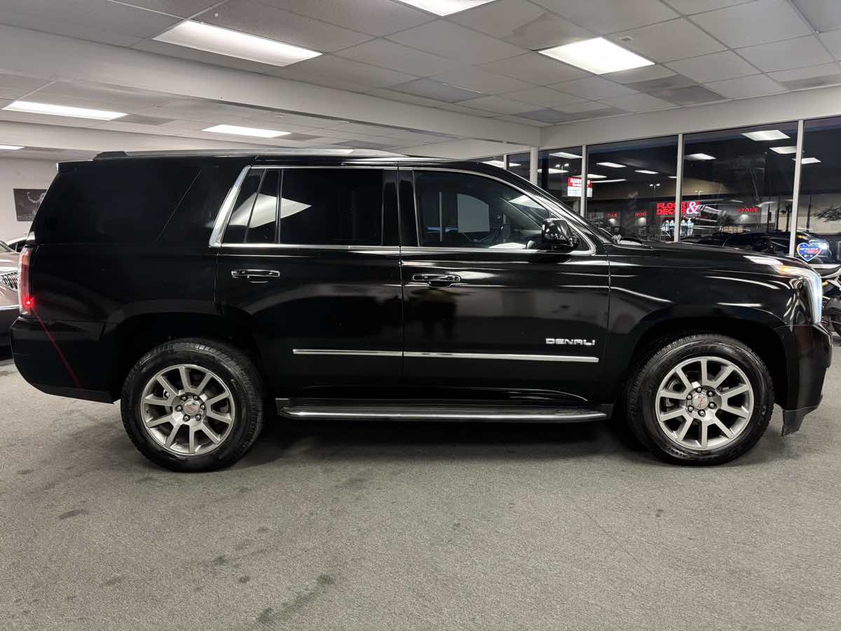 2016 Gmc Yukon Denali photo 4