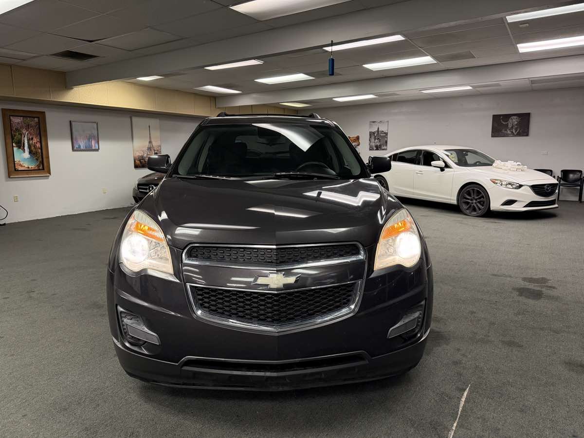 2013 Chevrolet Equinox LT photo 2