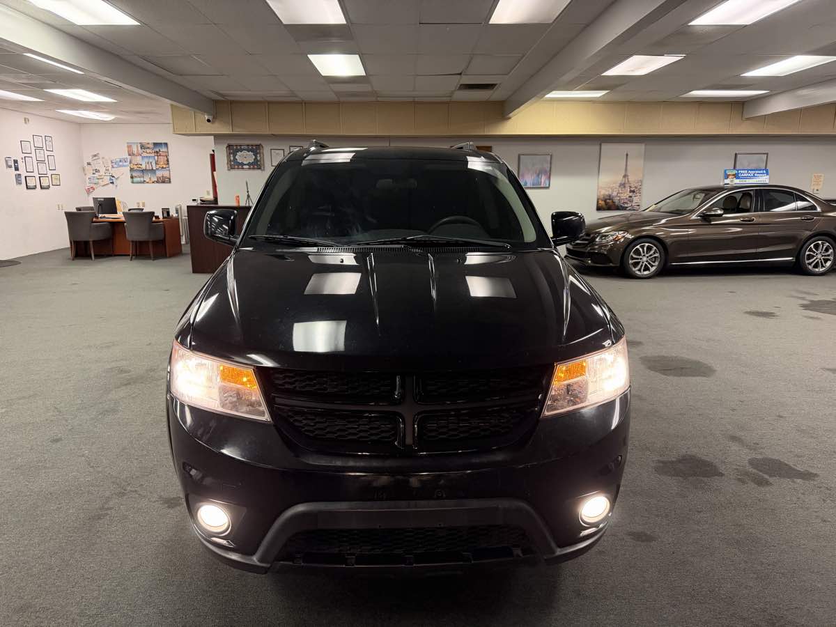 2015 Dodge Journey SXT photo 2