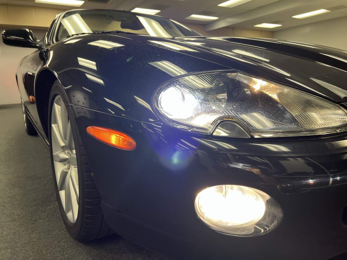2005 Jaguar XK 8 photo 9
