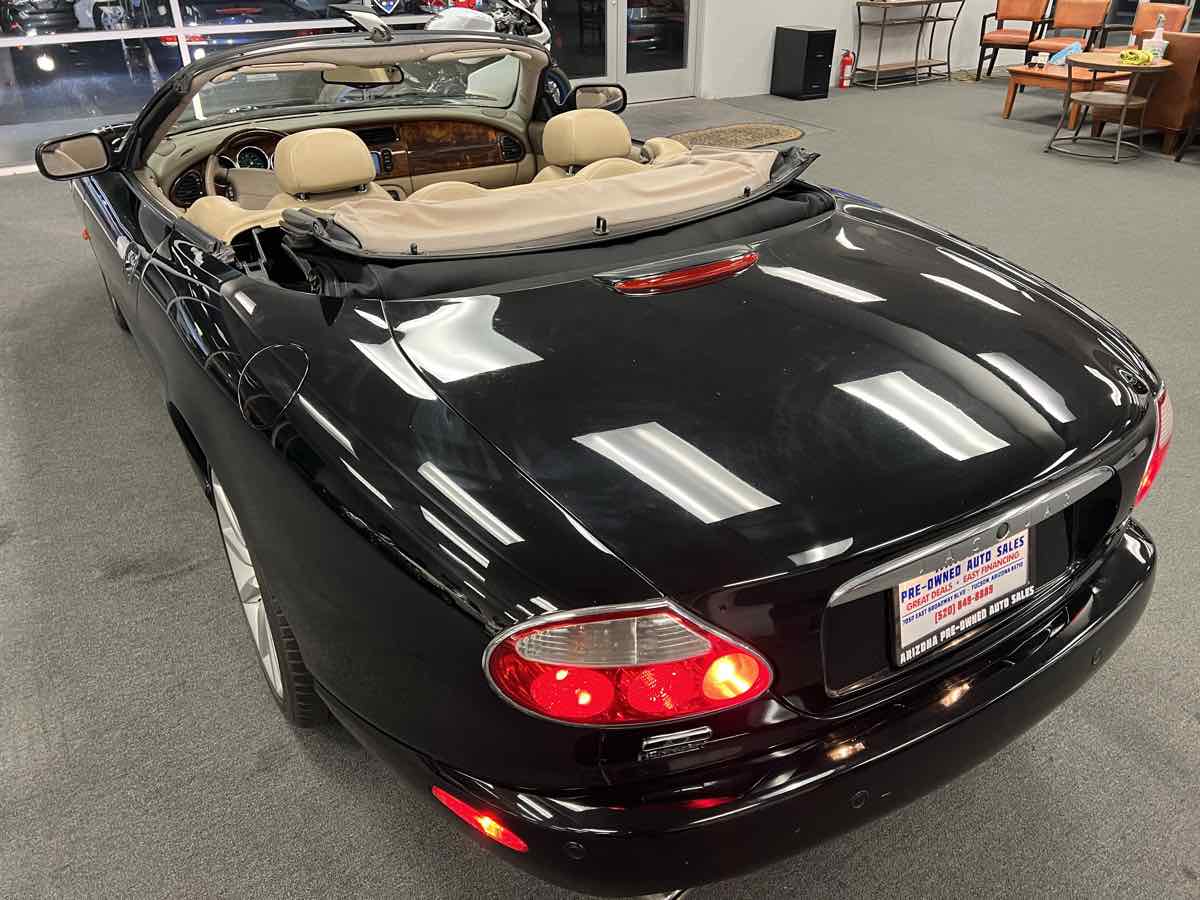 2005 Jaguar XK 8 photo 21