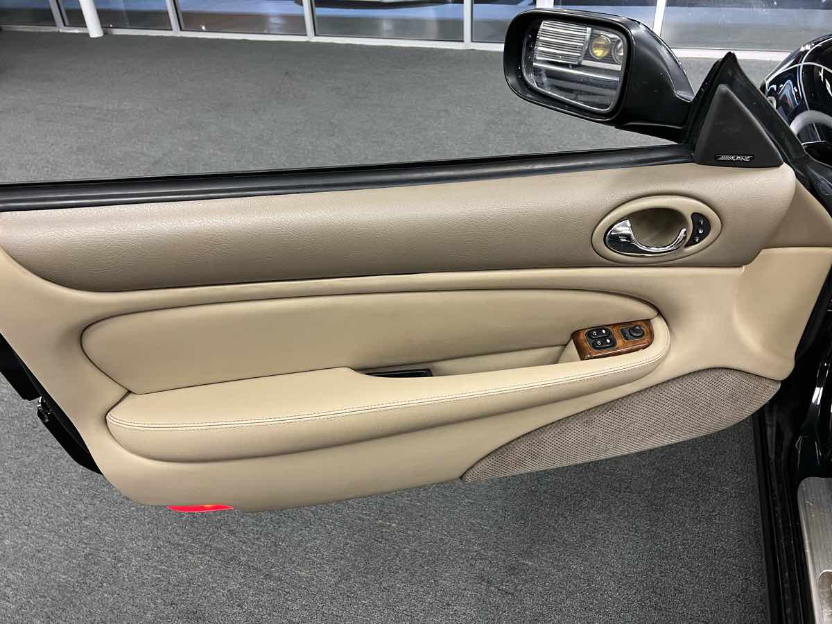 2005 Jaguar XK 8 photo 27