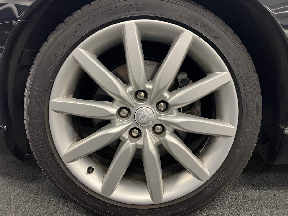 2005 Jaguar XK 8 photo 43