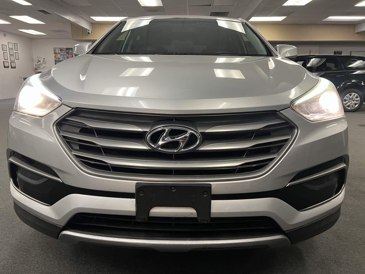 2017 Hyundai Santa Fe Sport photo 4
