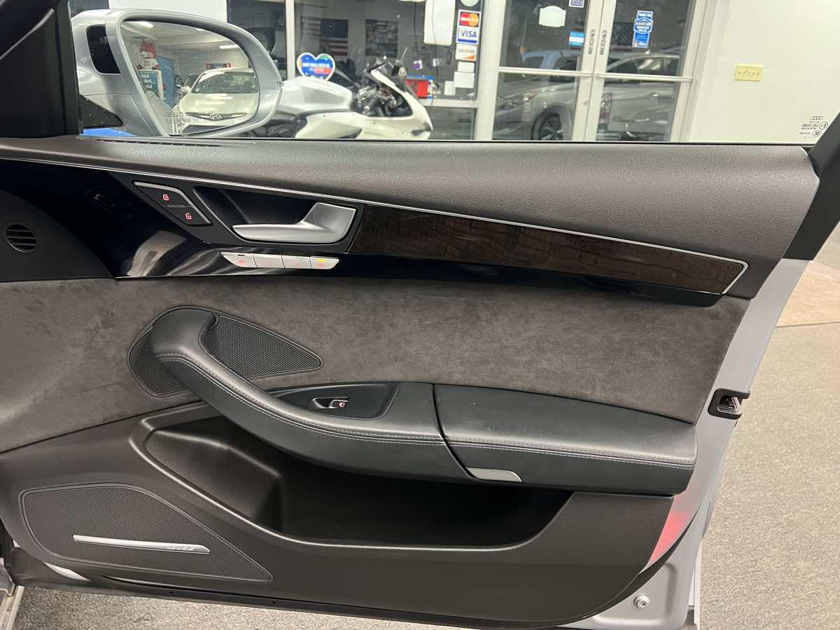 2015 Audi A8 L 3.0T photo 43