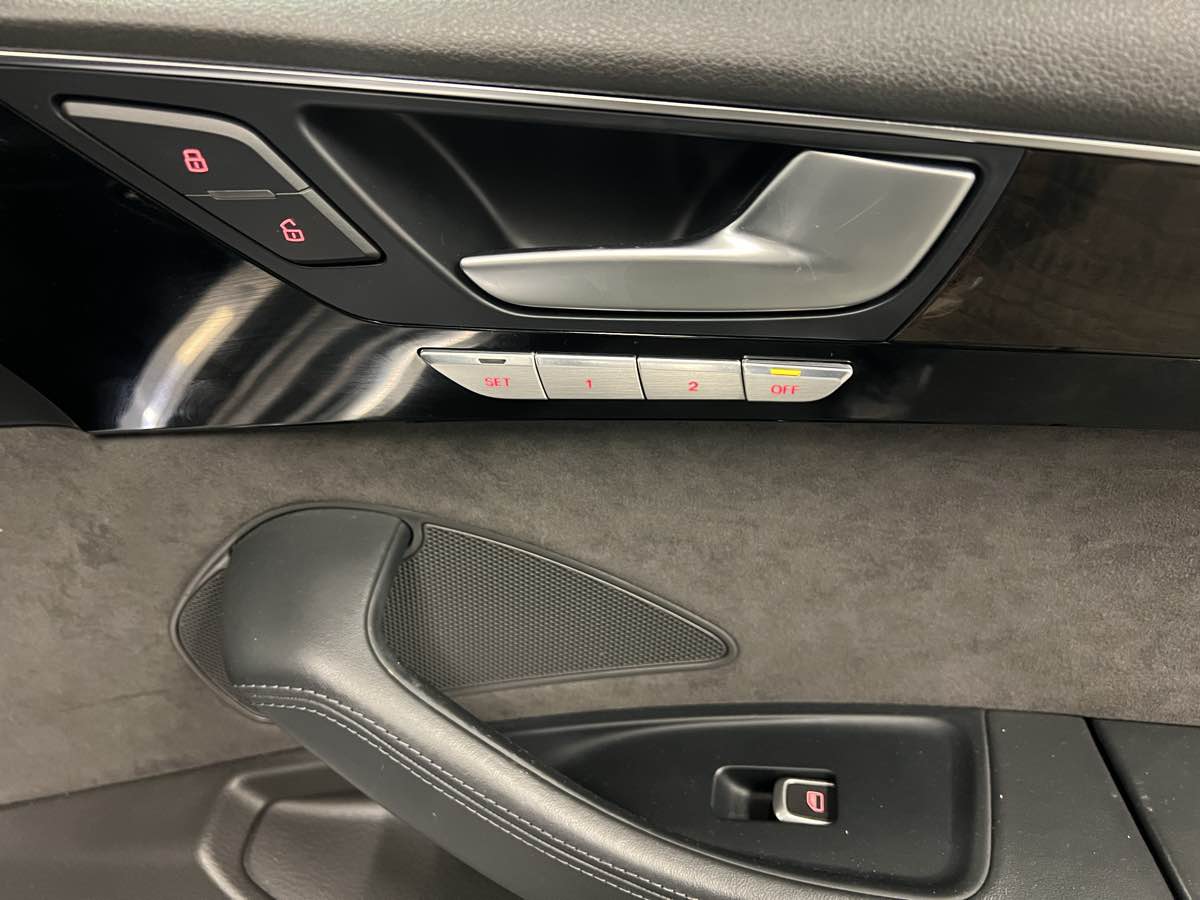 2015 Audi A8 L 3.0T photo 44