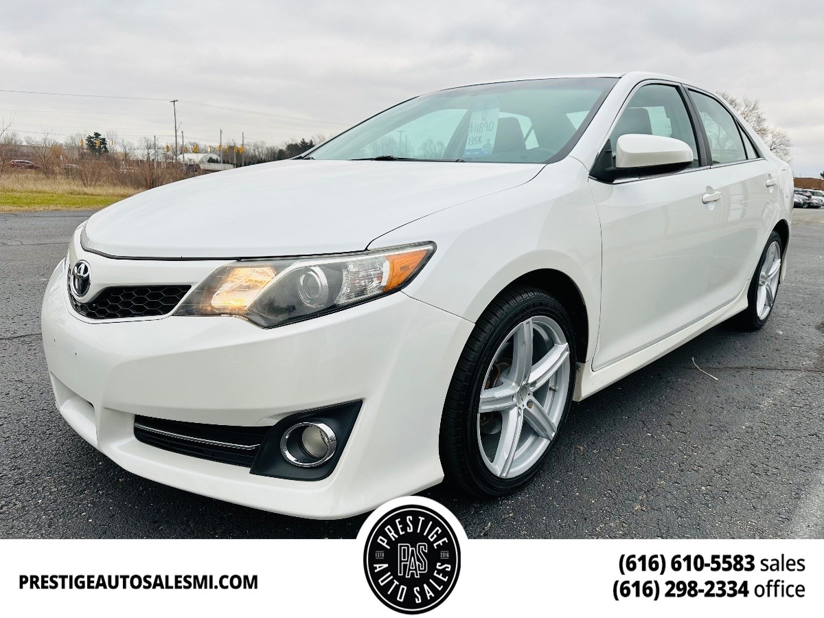 2012 Toyota Camry SE