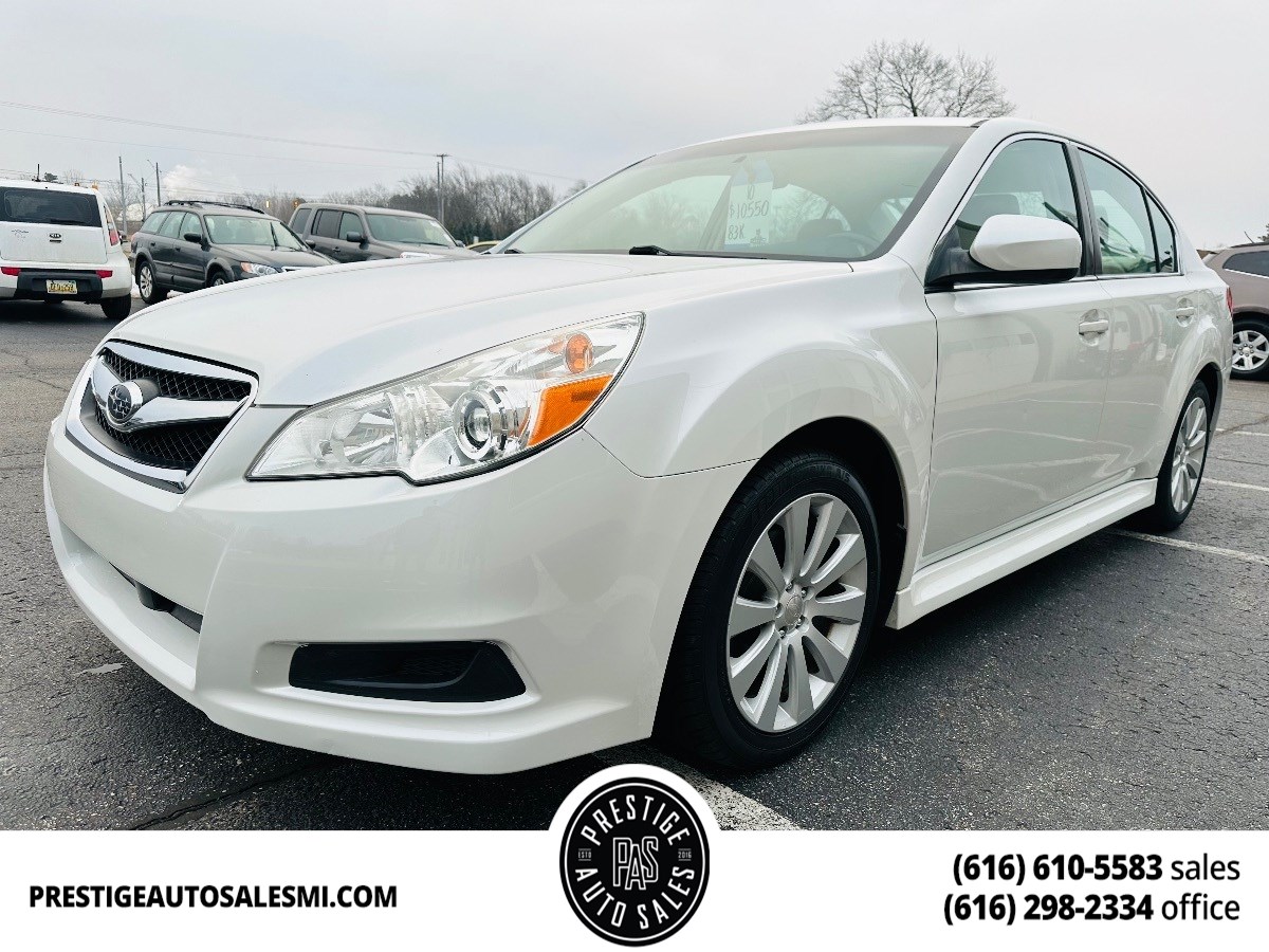 2010 Subaru Legacy Limited Moon/Nav