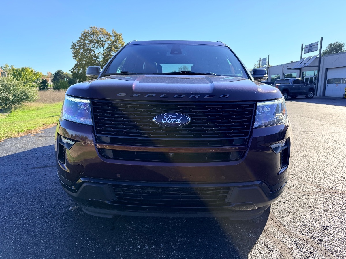 2018 Ford Explorer Sport - Photo 2