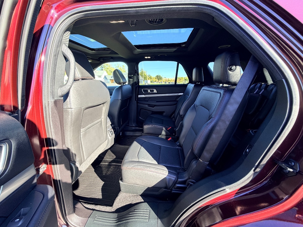 2018 Ford Explorer Sport - Photo 11