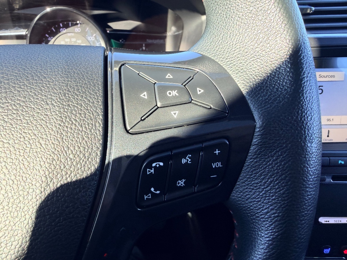 2018 Ford Explorer Sport - Photo 19