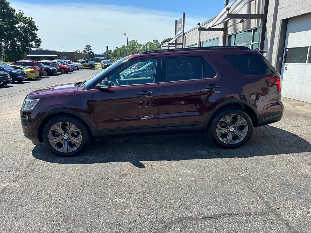 2018 Ford Explorer Sport - Photo 2