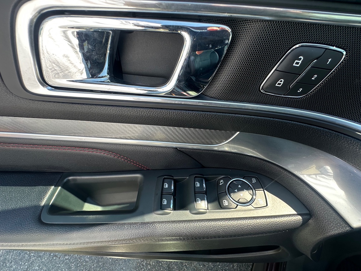 2018 Ford Explorer Sport - Photo 17