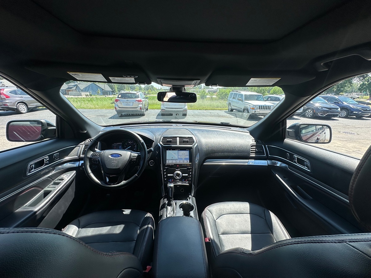 2018 Ford Explorer Sport - Photo 18