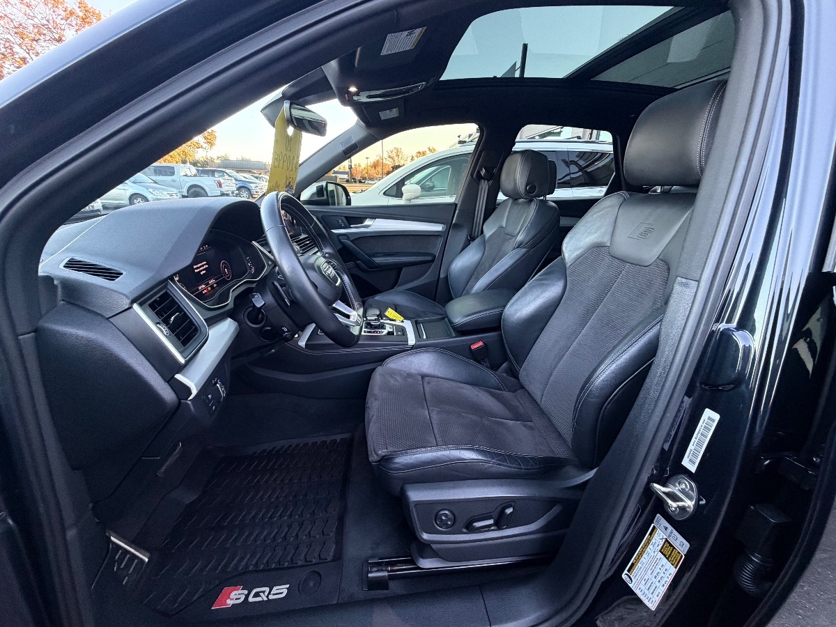 2020 Audi SQ5 Premium Plus - Photo 18