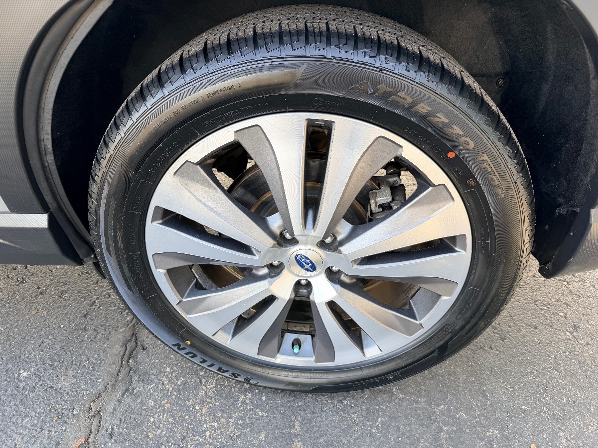 2019 Subaru Ascent Limited - Photo 7