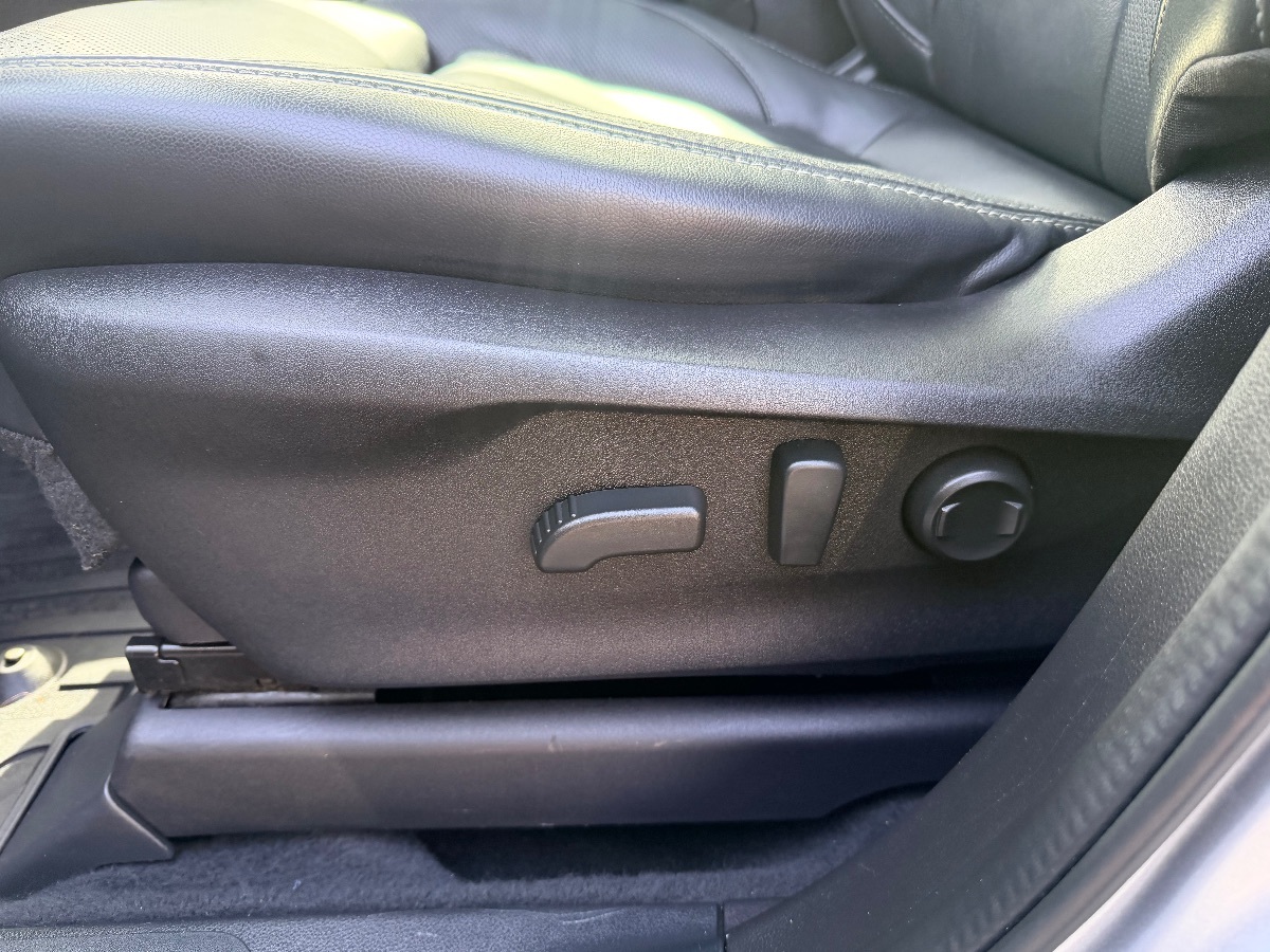 2019 Subaru Ascent Limited - Photo 17