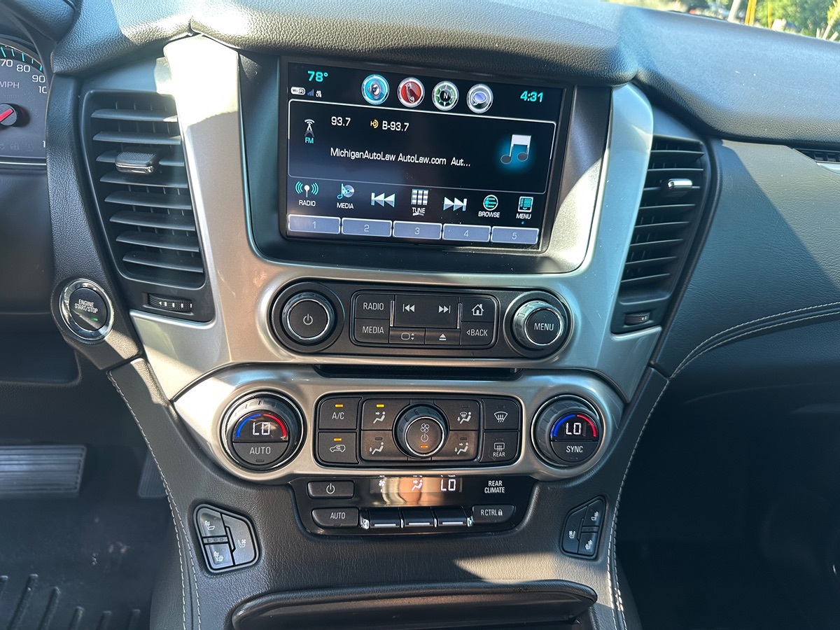 2018 Chevrolet Tahoe Premier - Photo 18