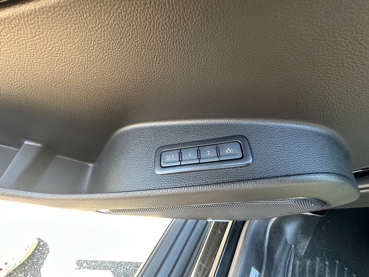 2018 Chevrolet Tahoe Premier - Photo 22