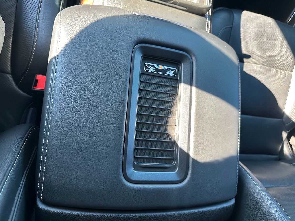 2018 Chevrolet Tahoe Premier - Photo 25