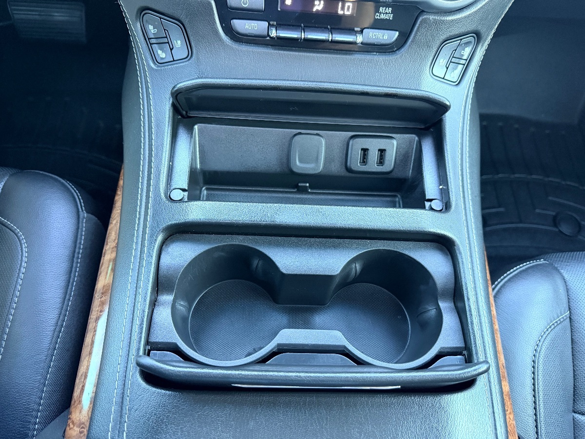 2018 Chevrolet Tahoe Premier - Photo 22