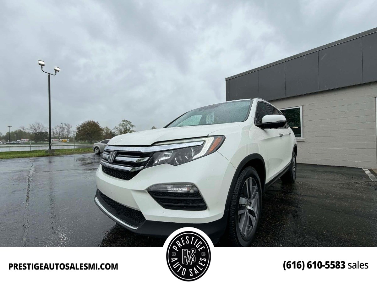 2018 Honda Pilot 4WD Elite's photo
