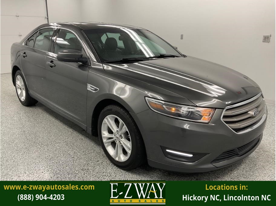 2018 Ford Taurus SEL