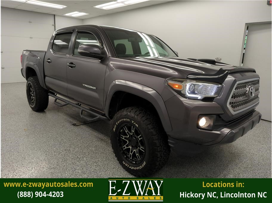 2017 Toyota Tacoma TRD Sport