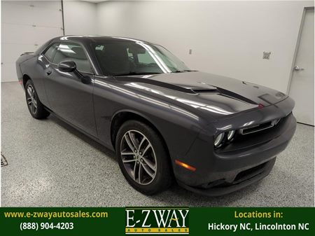 2019 Dodge Challenger SXT