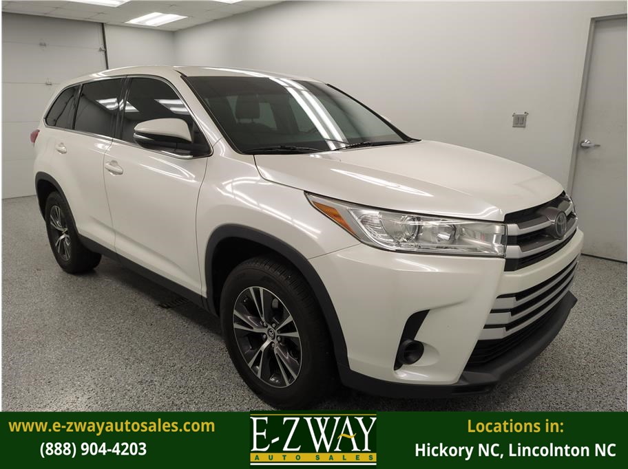 2019 Toyota Highlander LE