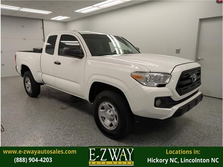 2017 Toyota Tacoma SR