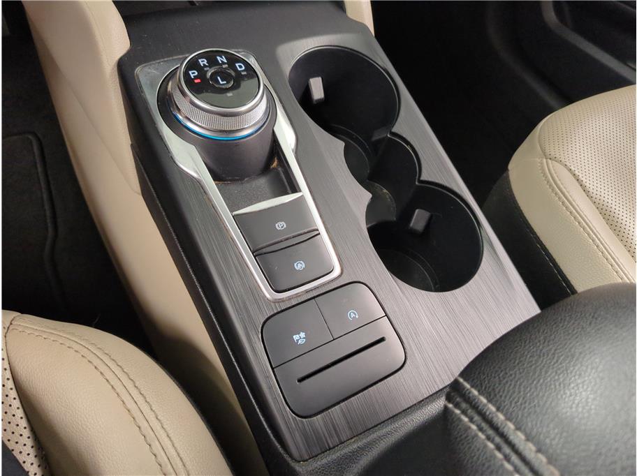 2022 Ford Escape SEL - Photo 16