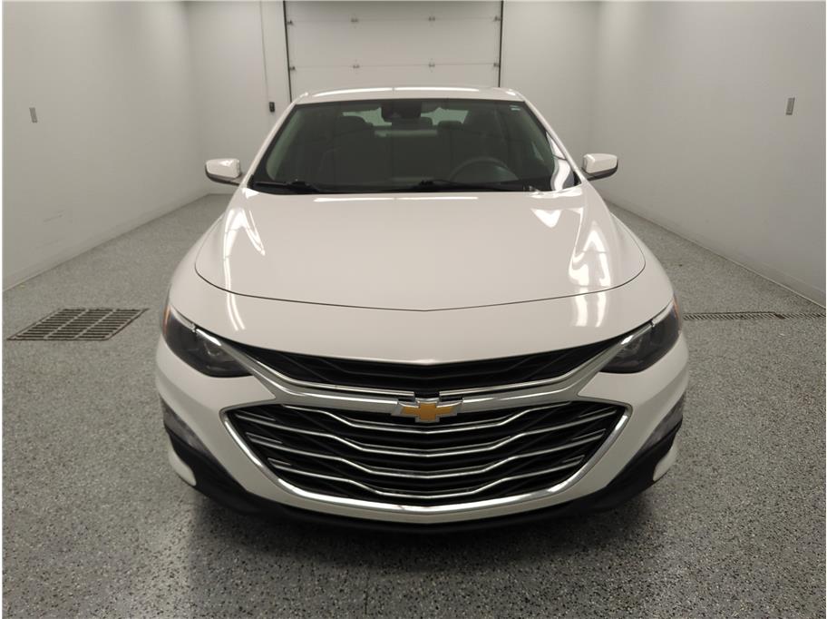 2023 Chevrolet Malibu 1LT photo 2