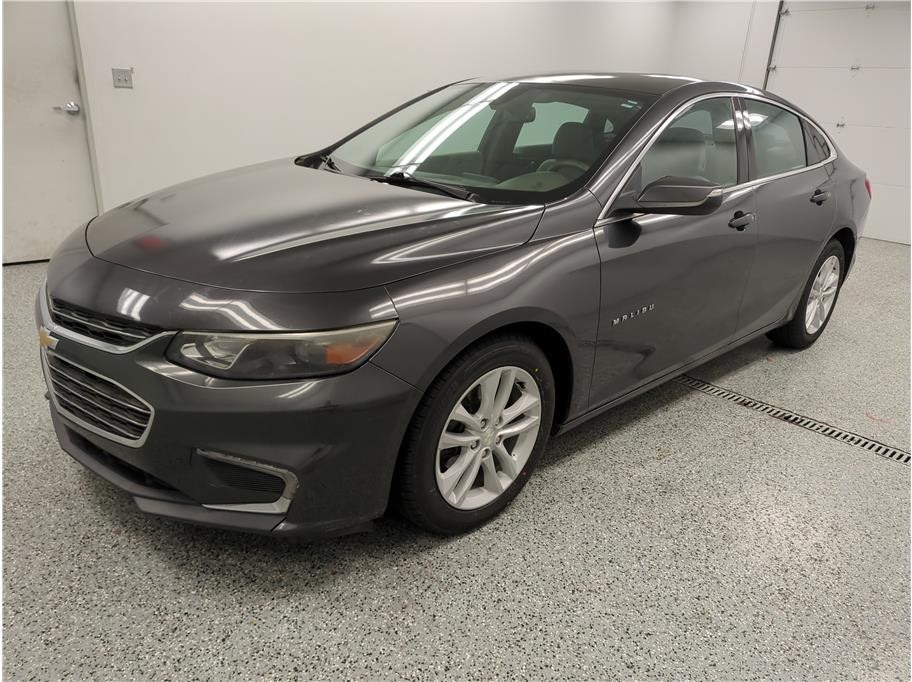 2016 Chevrolet Malibu 1LT photo 3
