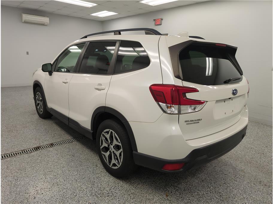 2020 Subaru Forester Premium - Photo 7