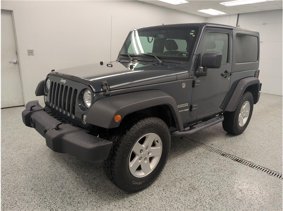 2018 Jeep Wrangler Sport S photo 3