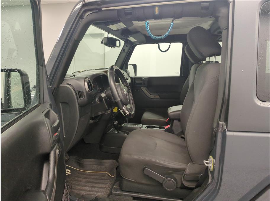 2018 Jeep Wrangler Sport S photo 4