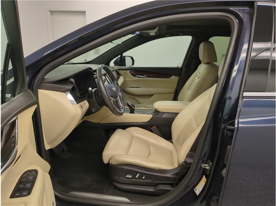 2017 Cadillac XT5 Luxury Sport photo 4